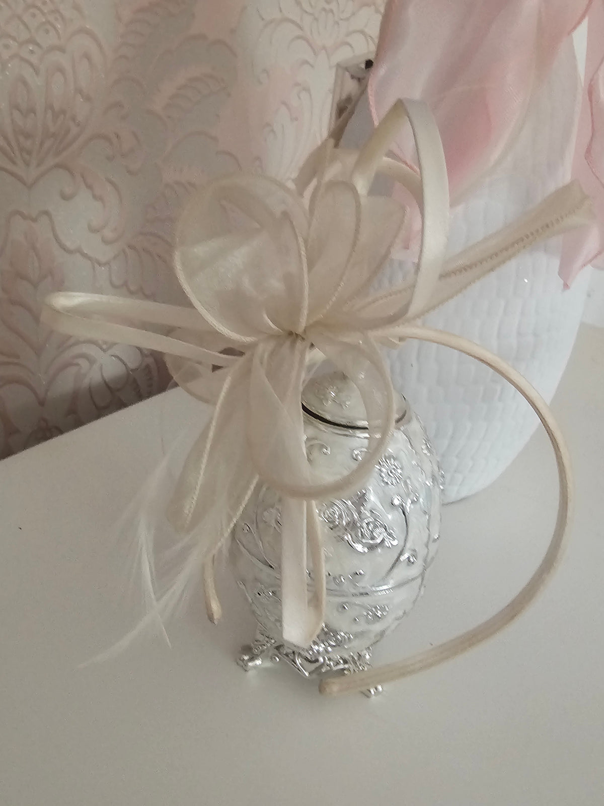 Ladies Ivory Headband style Fascinator