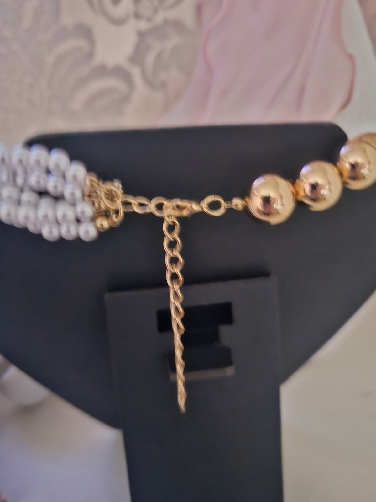 Ladies Gold with Pearls Design Necklace
