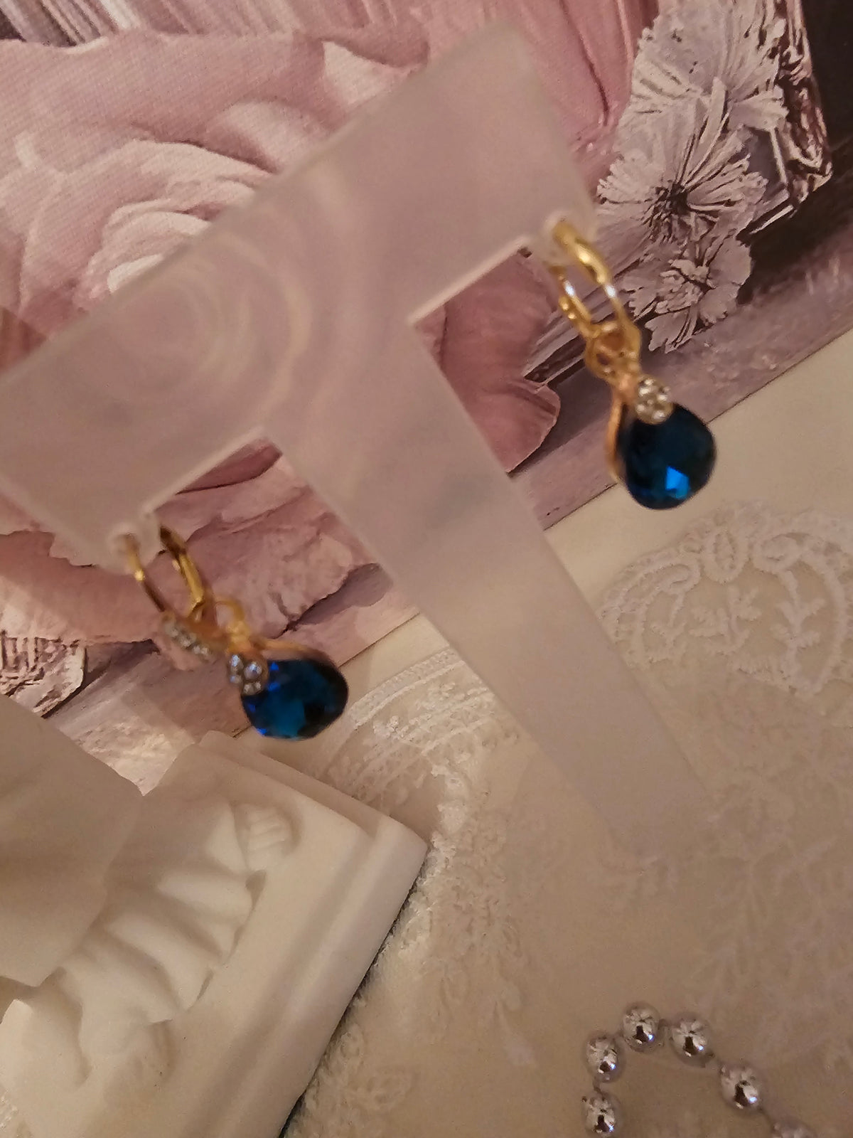 Ladies Gold & Topaz Blue Stone Set pendant earrings