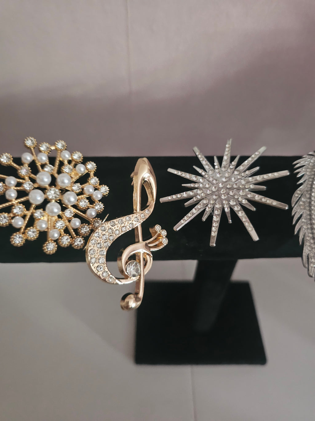 Ladies Selection of Classy Brooches
