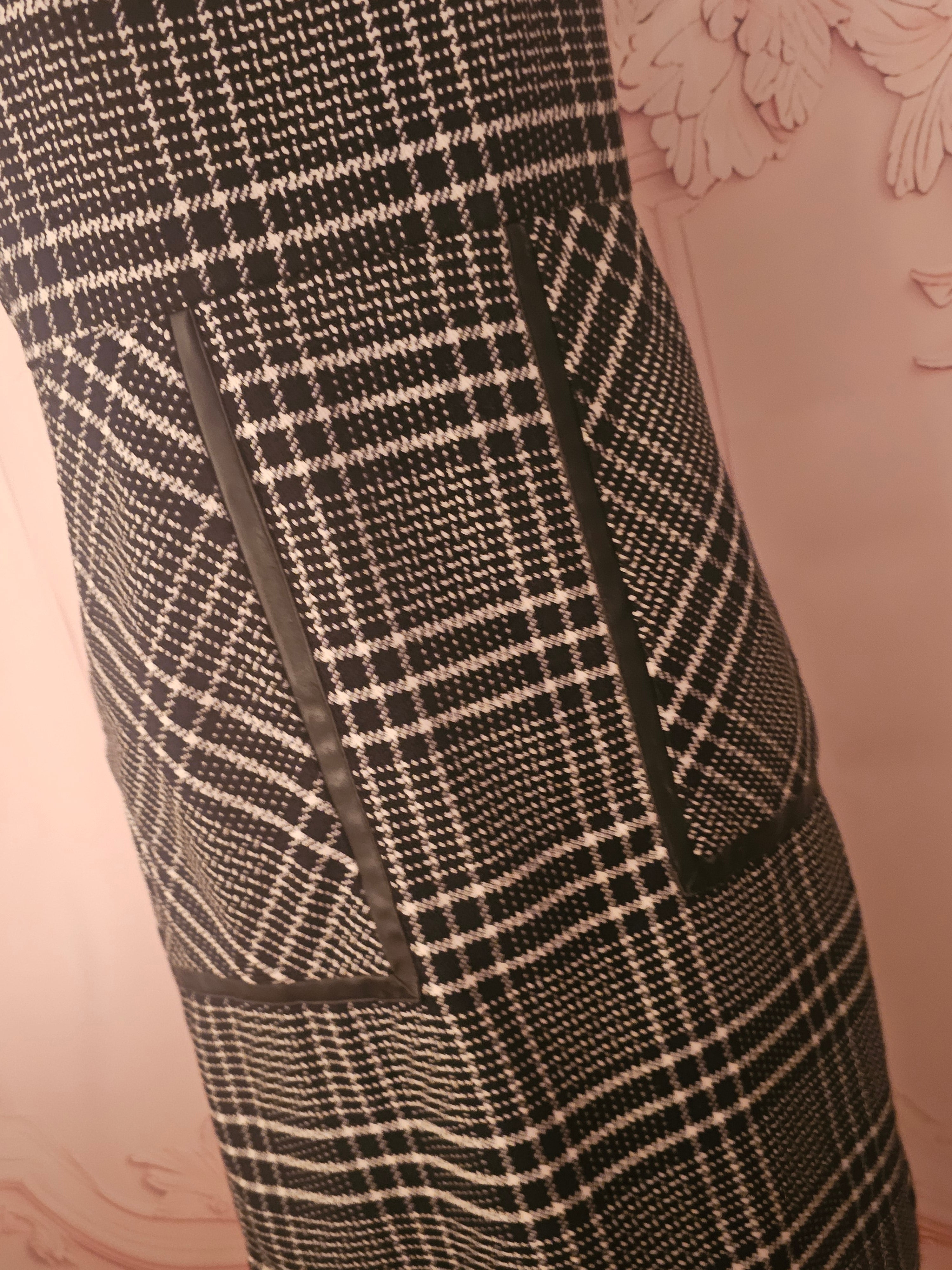 Ladies black & white check pinafore