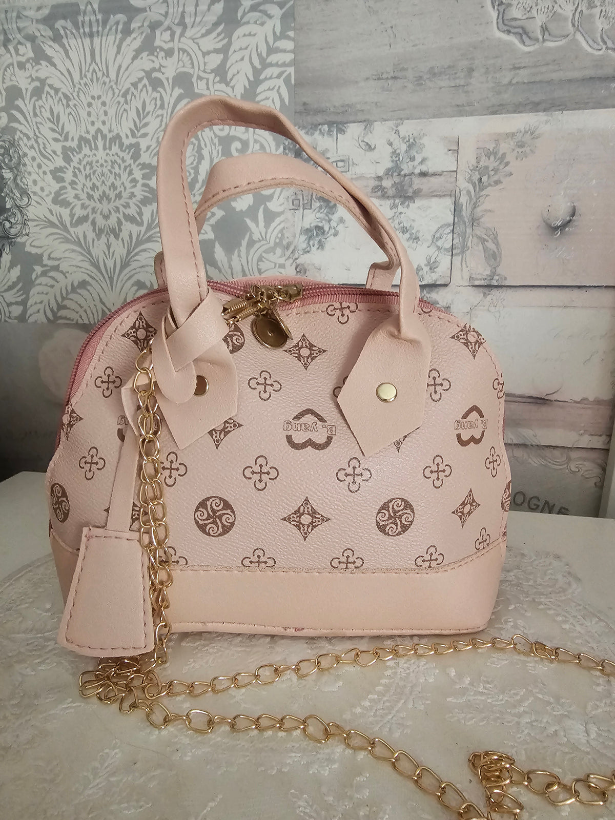 Ladies Small Louis Vuitton design Handbags x3