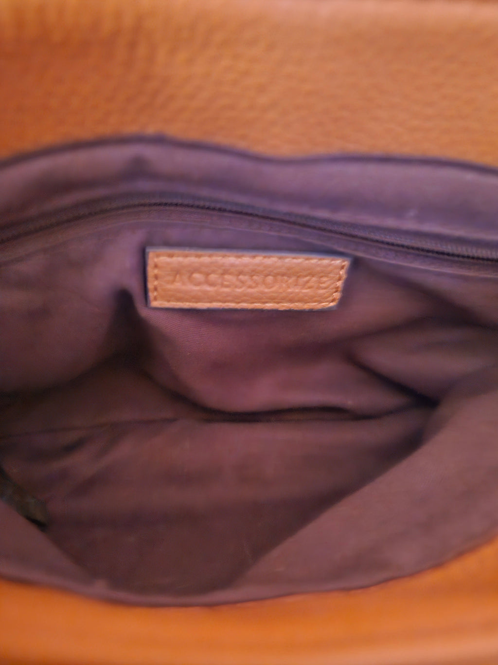 Ladies Tan Leather Accesorize Shoulder Bag