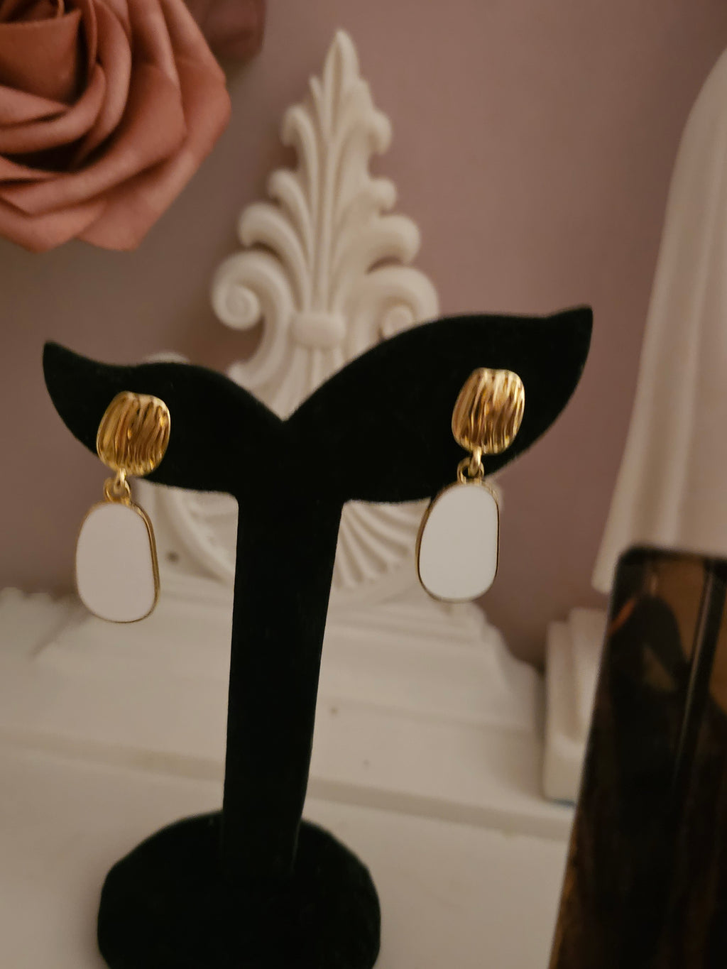 Ladies Drop Pendant Earrings x 2