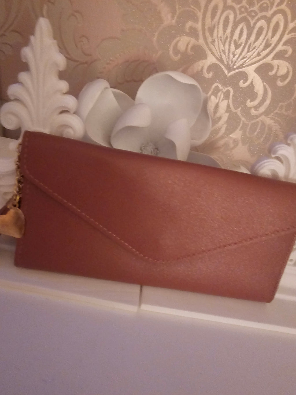Ladies Brown Large Purse with Gold Heart & Tassel Pendant