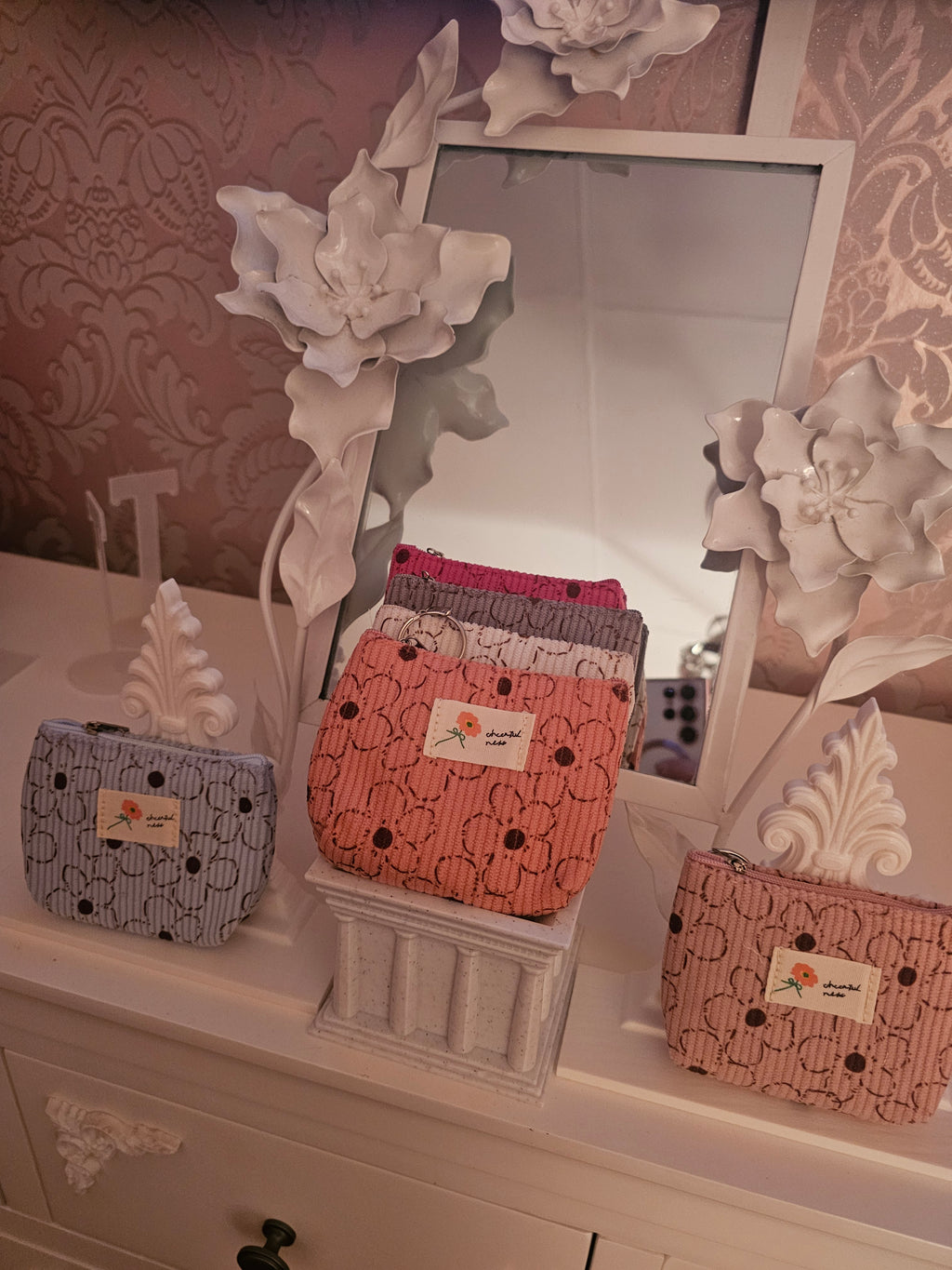 Ladies Small Purse  X 6 Different colours