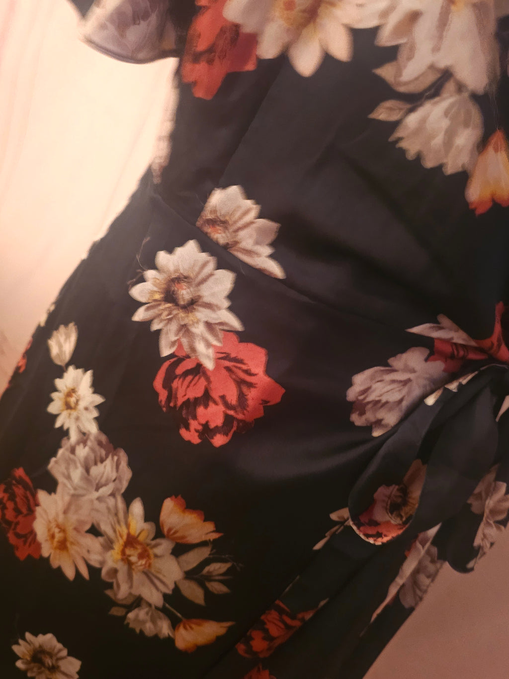 Ladies New Look satin cross over floral dress