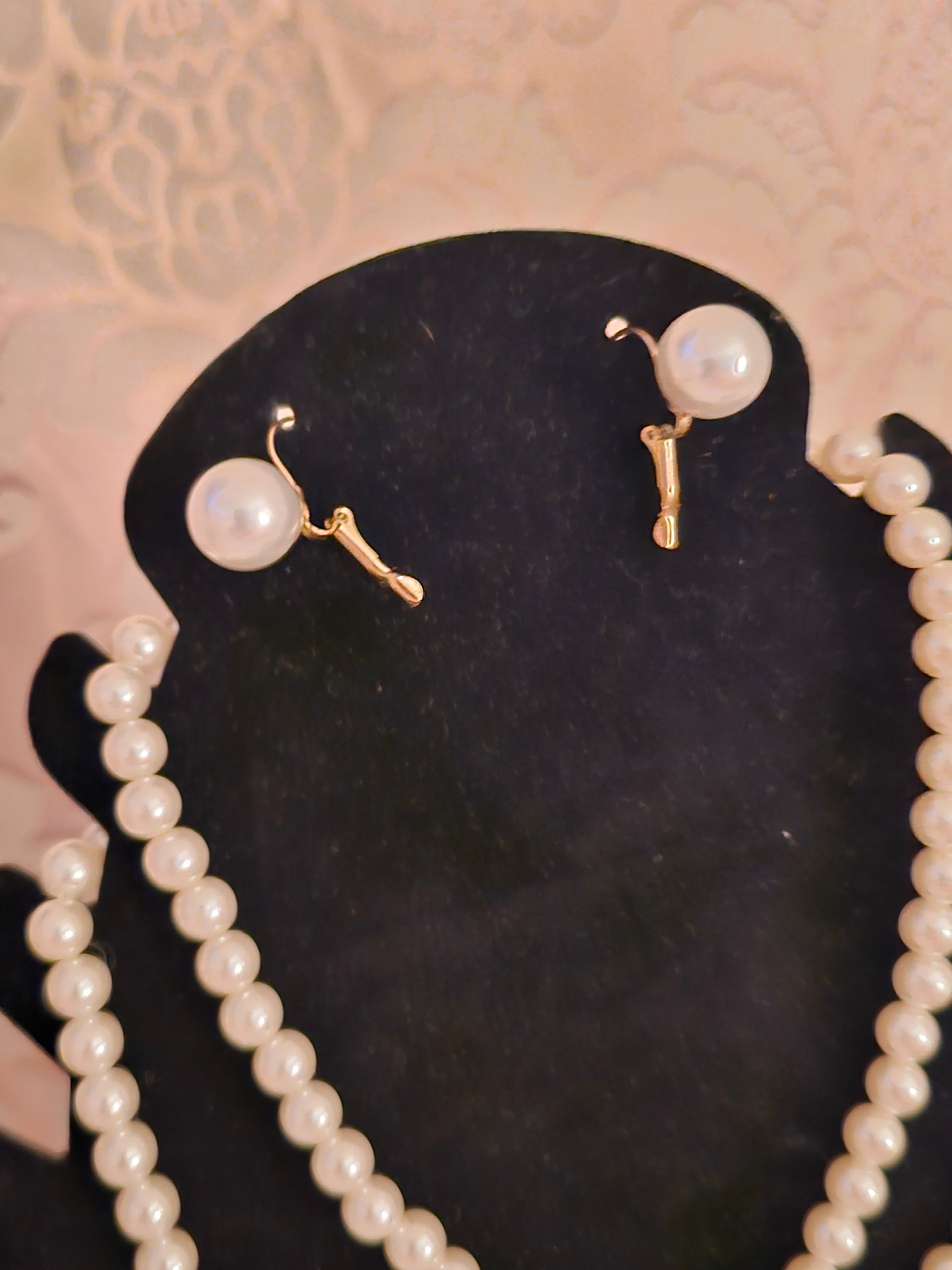 Ladies 3 String Pearl choker with Pearl Ball Earrings