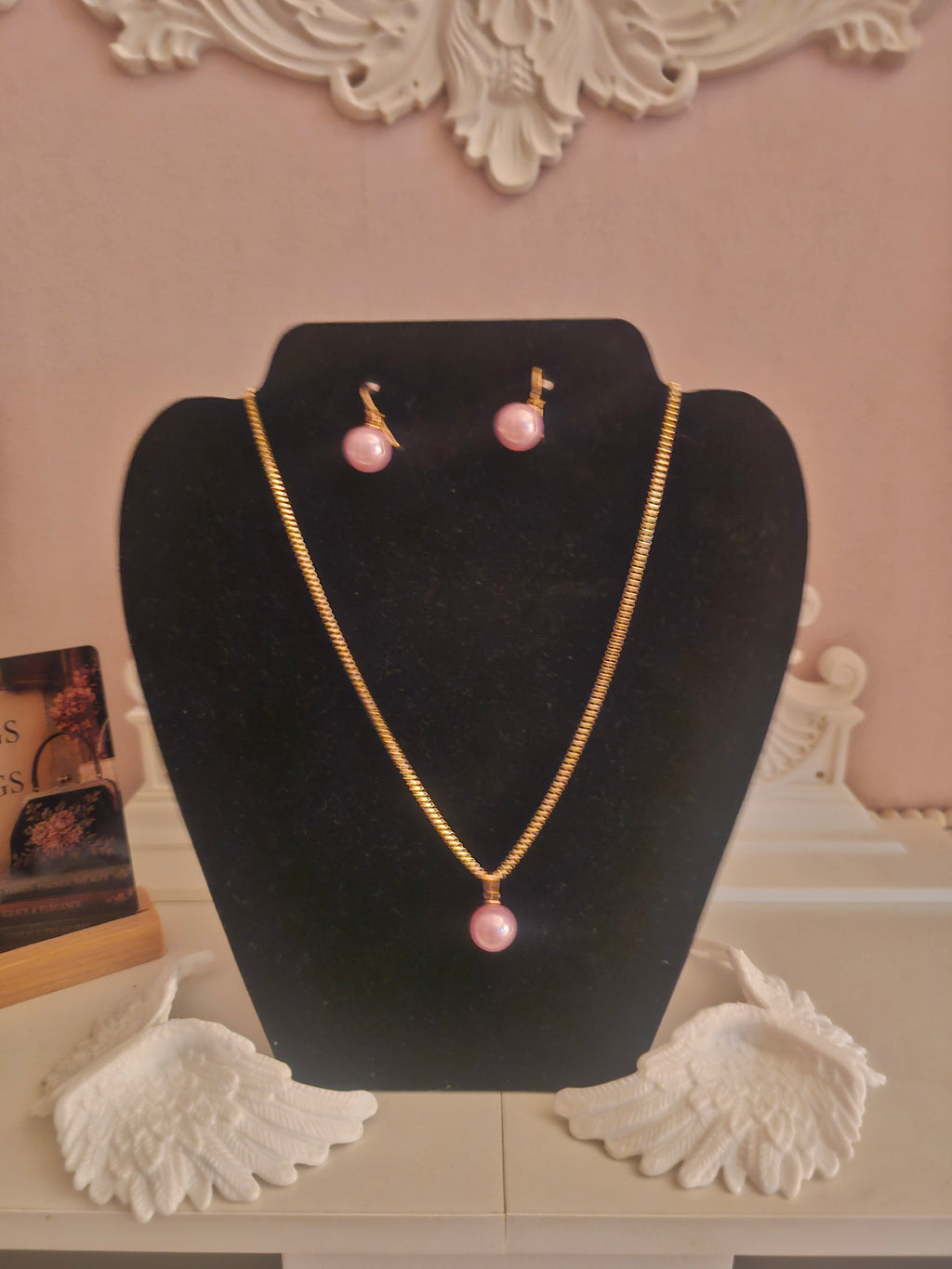 Ladies Pink Pearl Jewellery Set