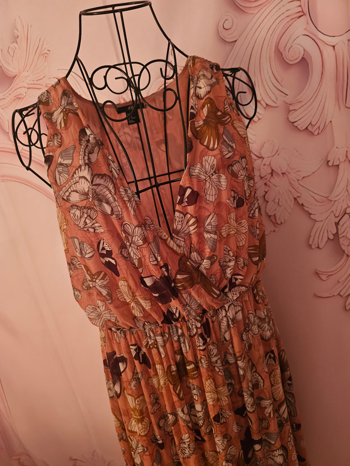 Ladies peach floral H & M dress