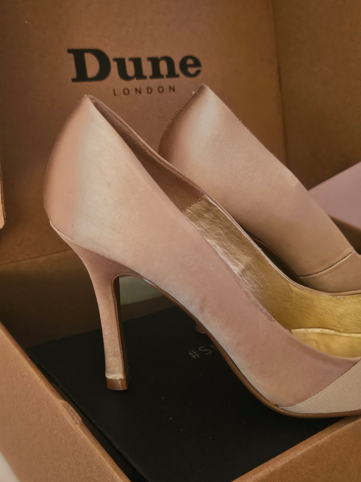 Ladies Gold Dune Stilletto Heels