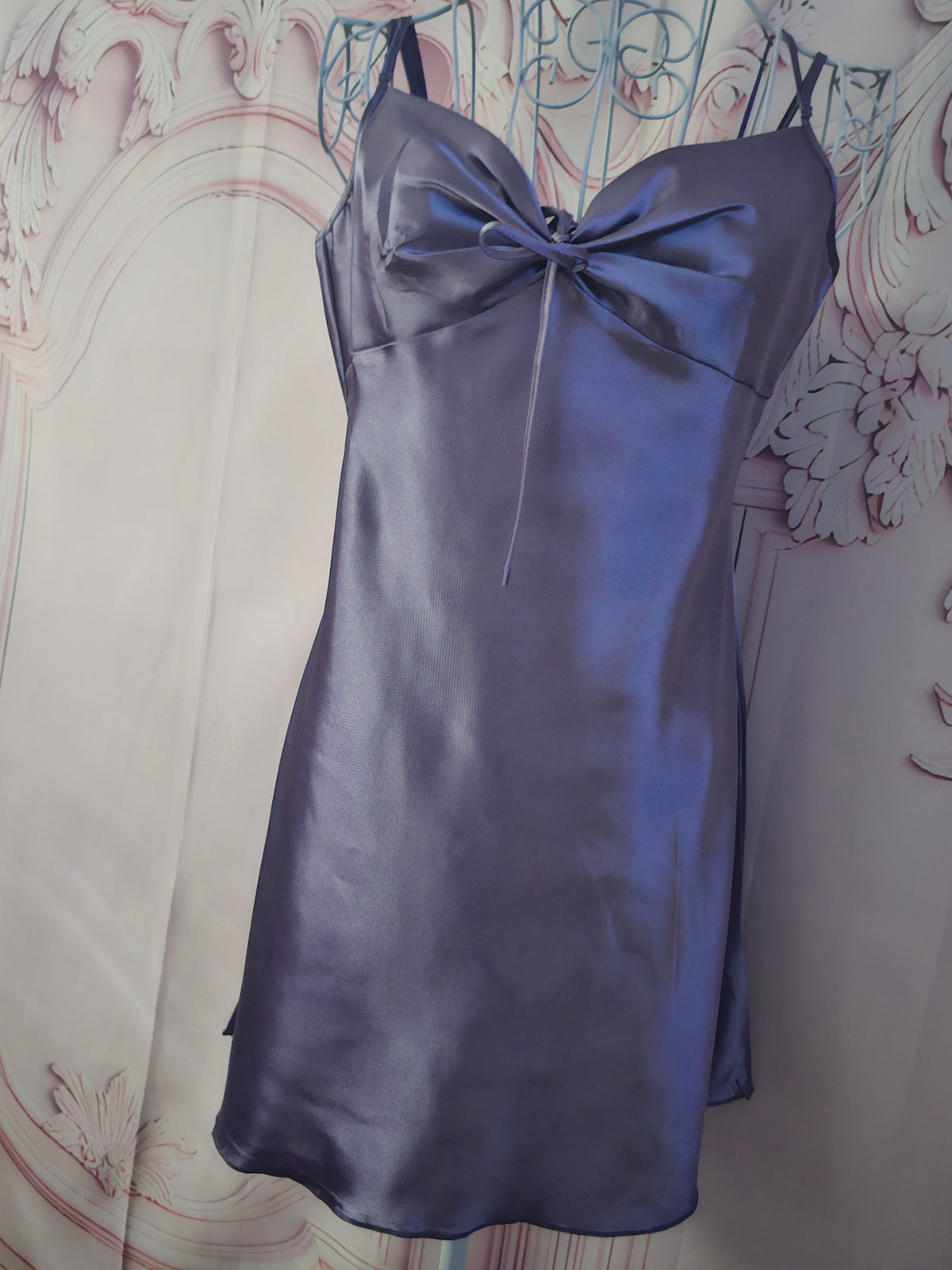 Ladies Lilac Satin Negligee