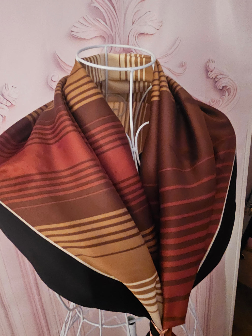 Ladies Large Brown, Cream & Camel Coloured silk blend Head/Neck Scarf