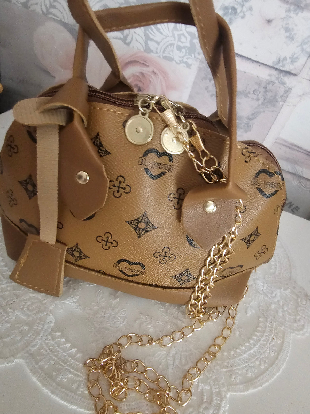Ladies Small Louis Vuitton design Handbags x3