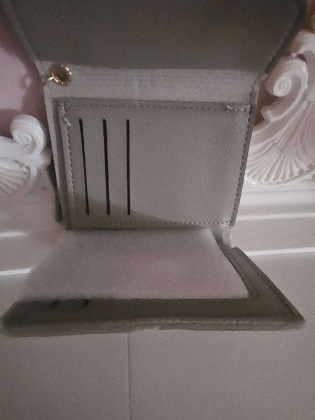 Ladies Small Grey purse with attached Heart & Tassle Keyring