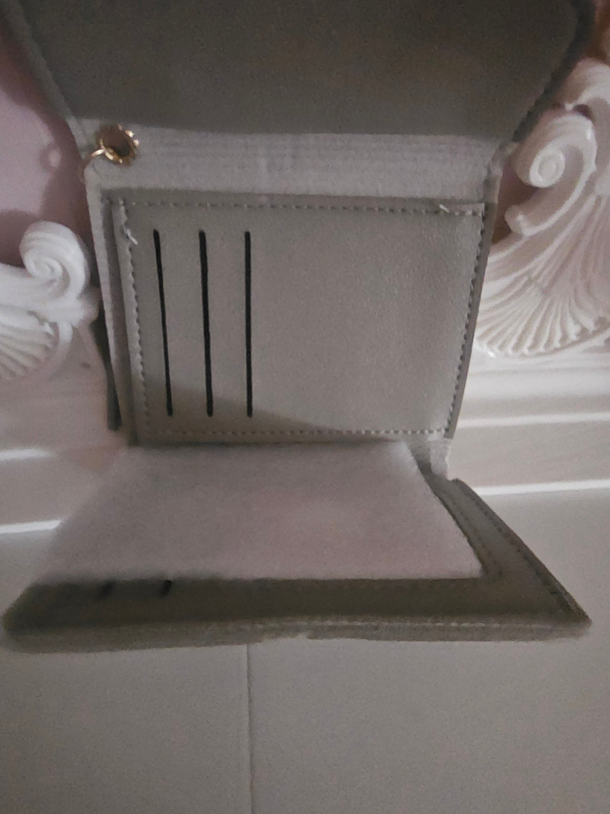 Ladies Small Grey purse with attached Heart & Tassle Keyring