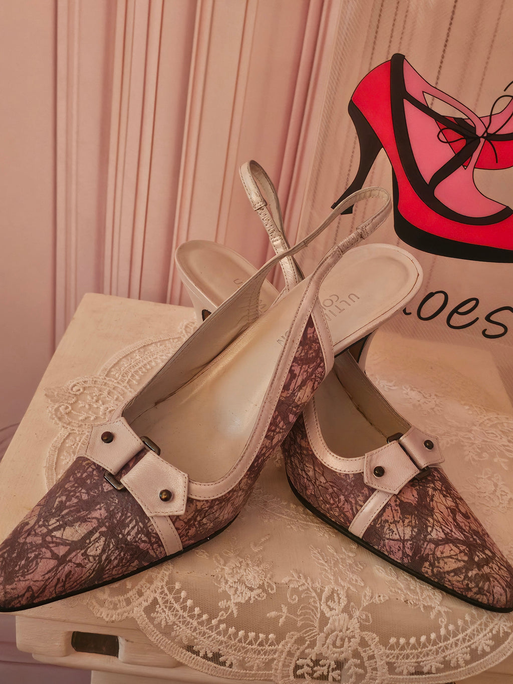 Ladies Ultimate Collection White patterned Slingbacks