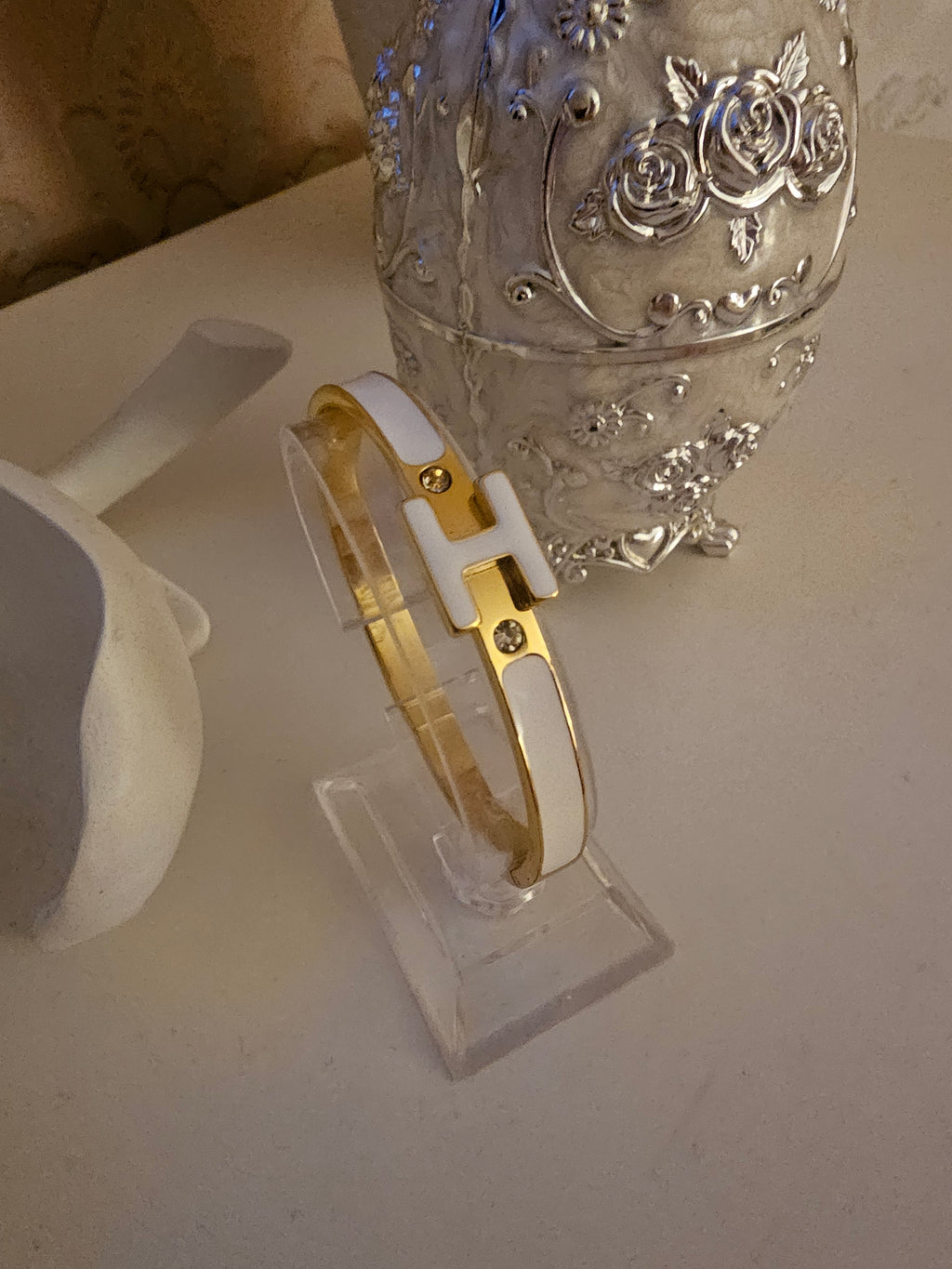 Ladies White & Gold Hermes Style Bangle