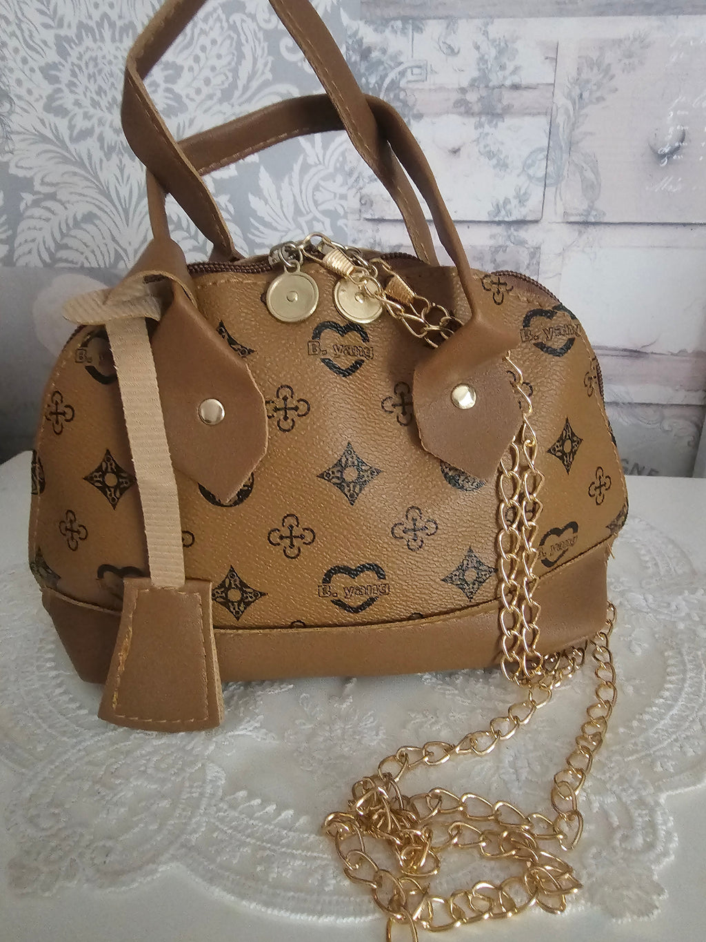 Ladies Small Louis Vuitton design Handbags x3