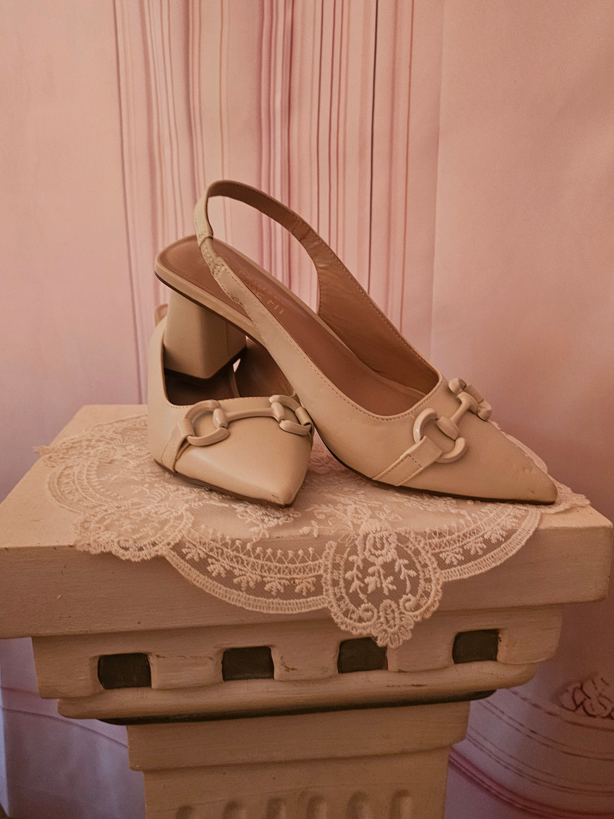 Ladies Cream Wide fit Sling backs Block Heels