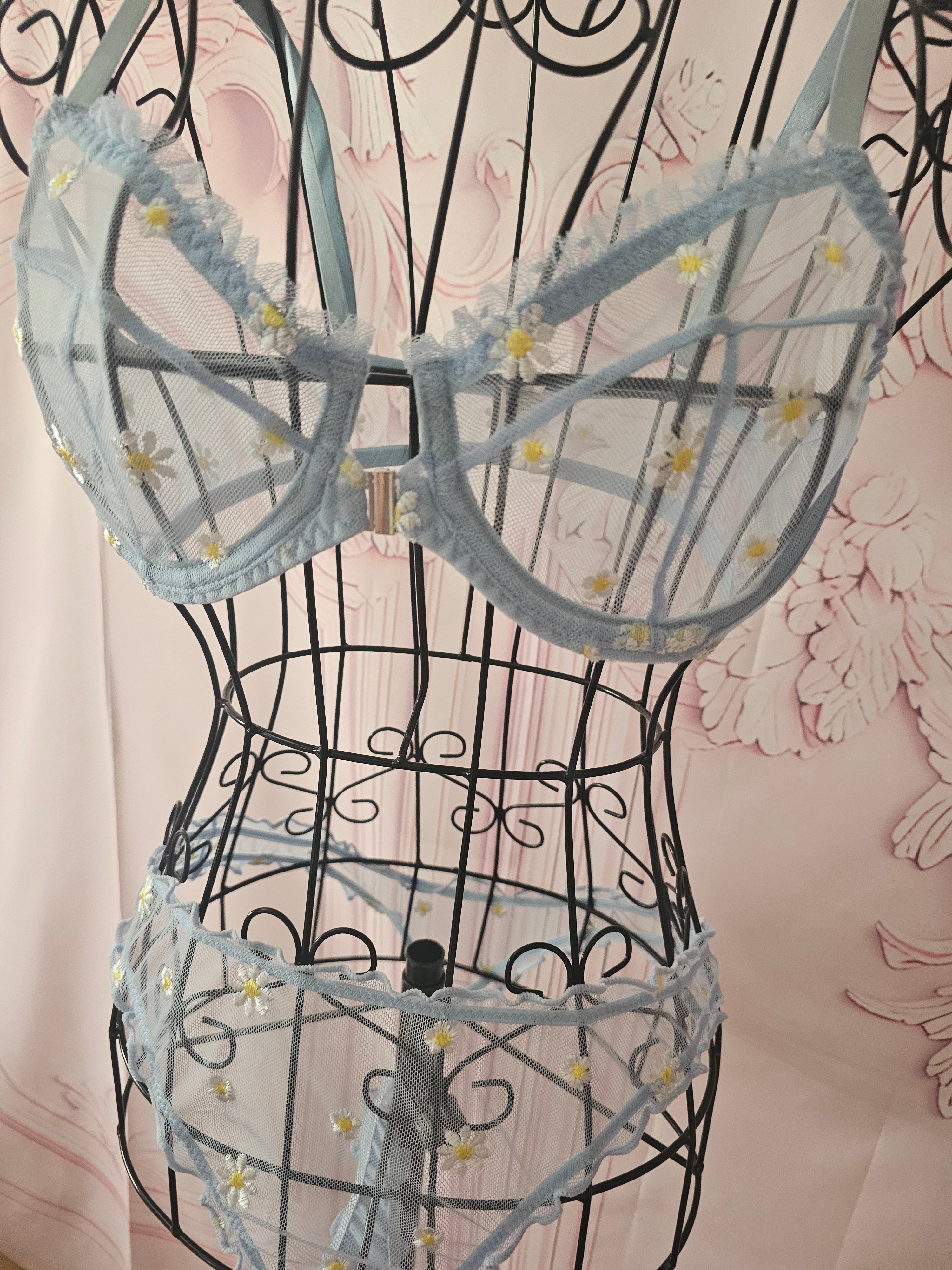 Ladies Blue Daisy Design Underwear Set