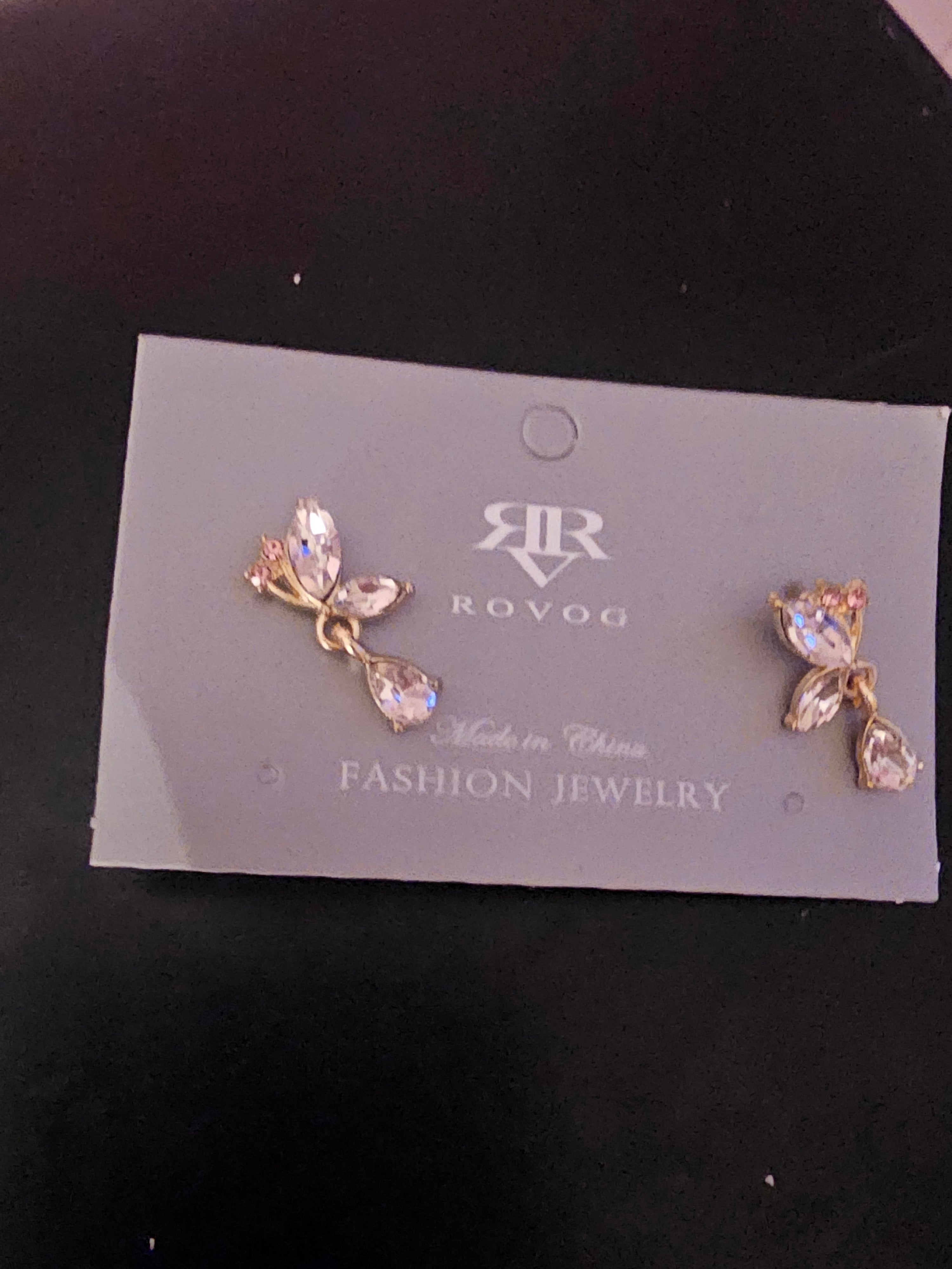 Ladies pink crystal drop earrings
