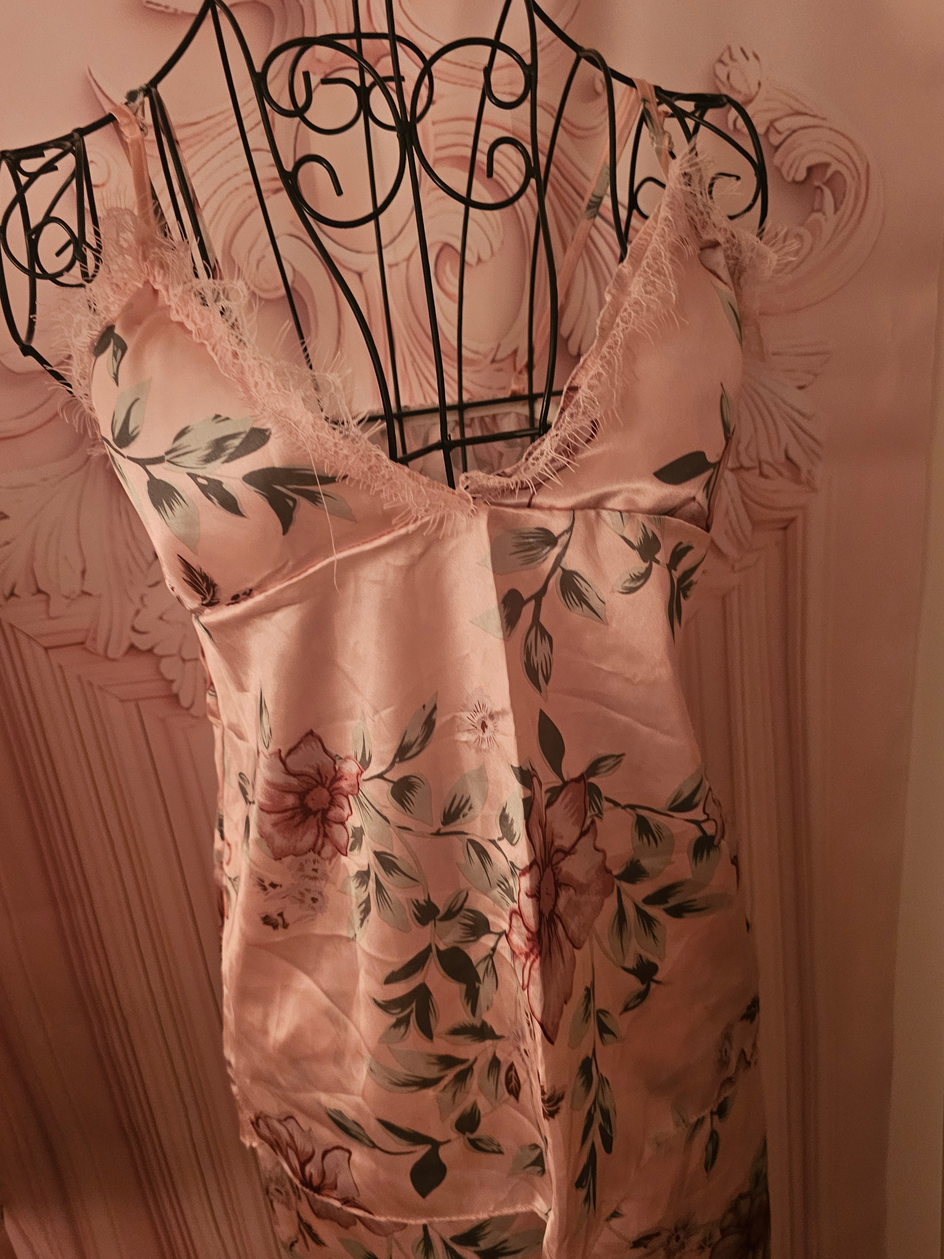 Ladies Pink Floral Satin 4 piece Lingerie Nightwear