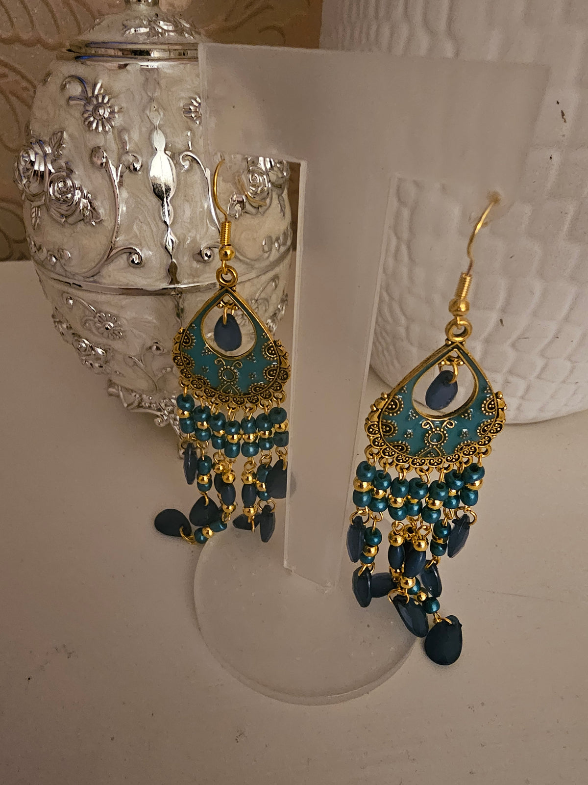 Ladies Turquoise Dangly Aztec Earrings