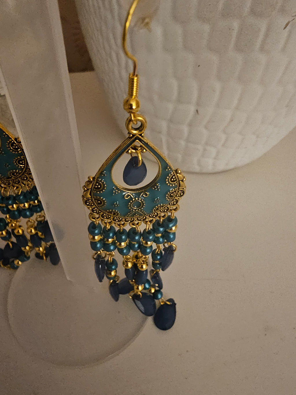 Ladies Turquoise Dangly Aztec Earrings