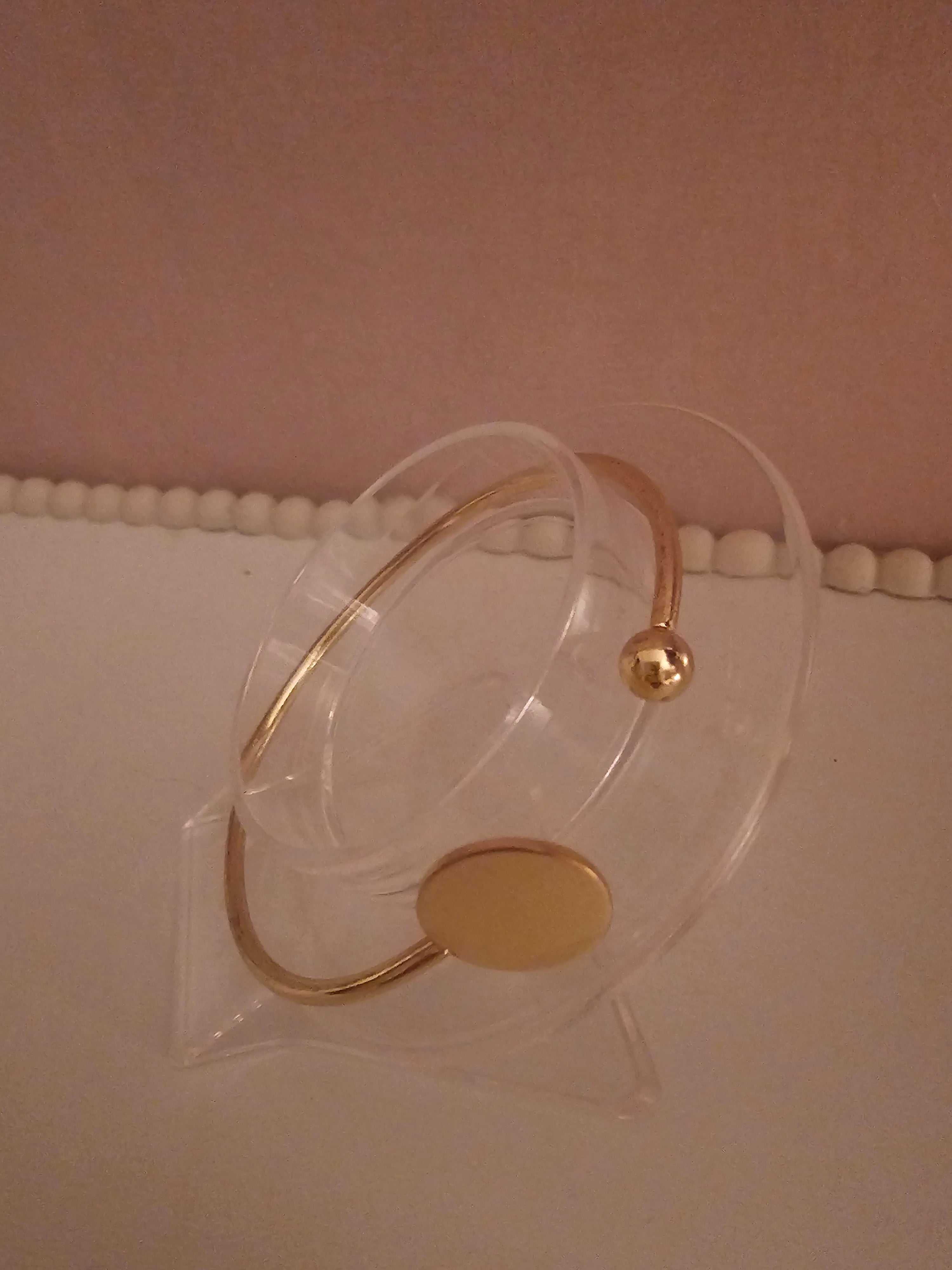 Ladies gold plated Unusual Bangle