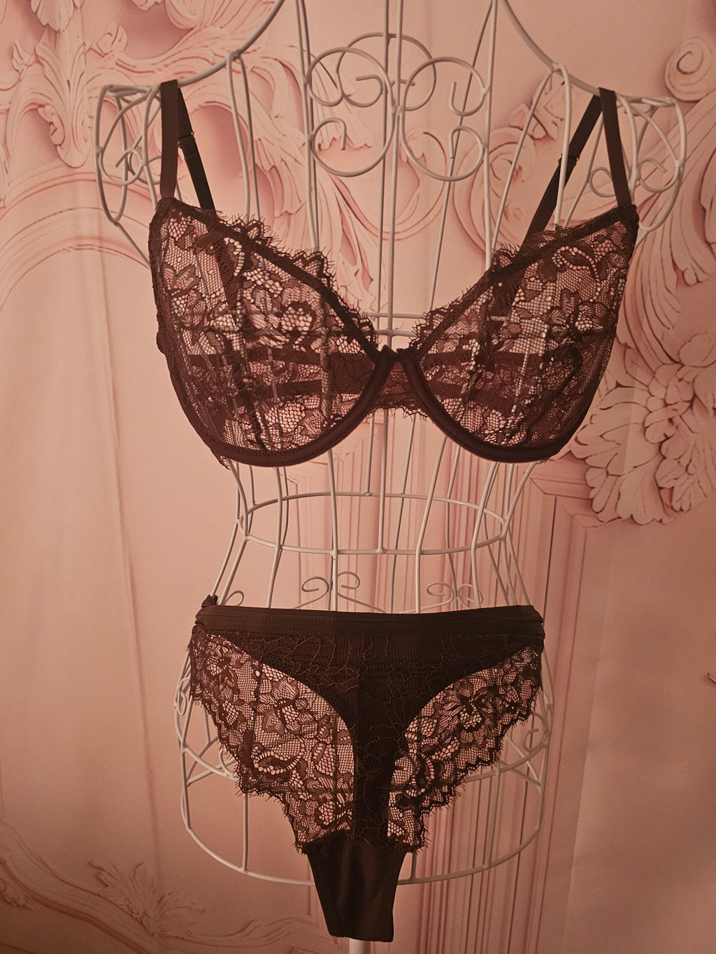 Ladies Brown Lacy Underwear Set