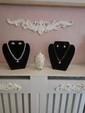 Ladies look a like vivenne Westwood style stunning Pearl necklace with matching stud earrings