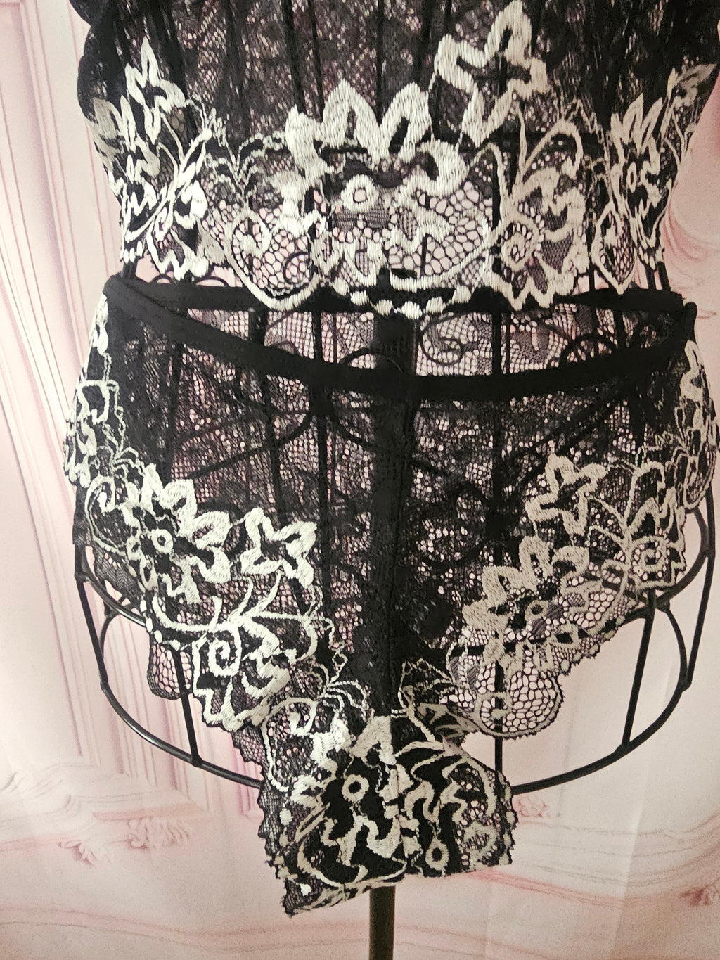 Ladies Black & White Lacy Underwear Set