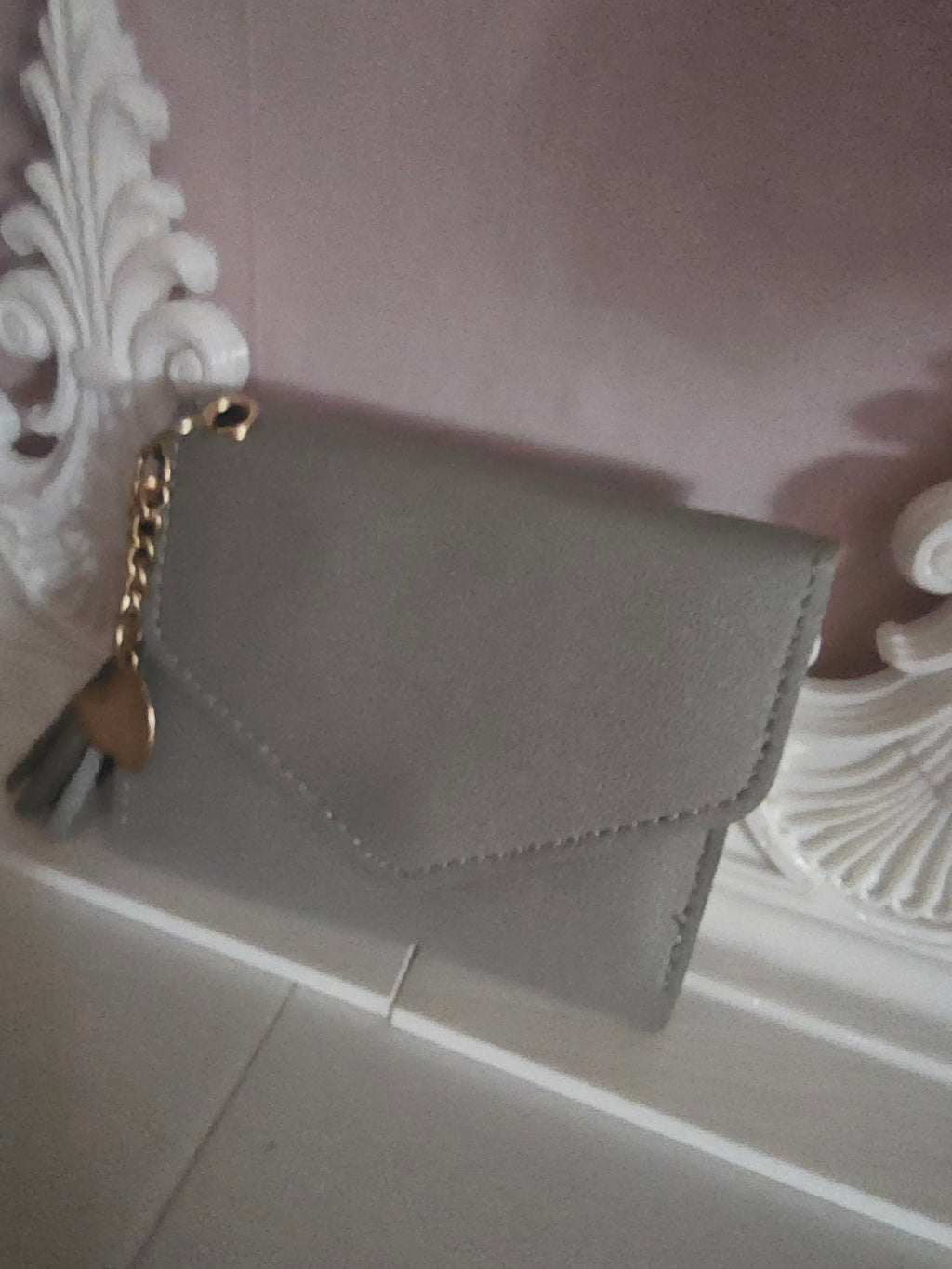 Ladies Small Grey purse with attached Heart & Tassle Keyring