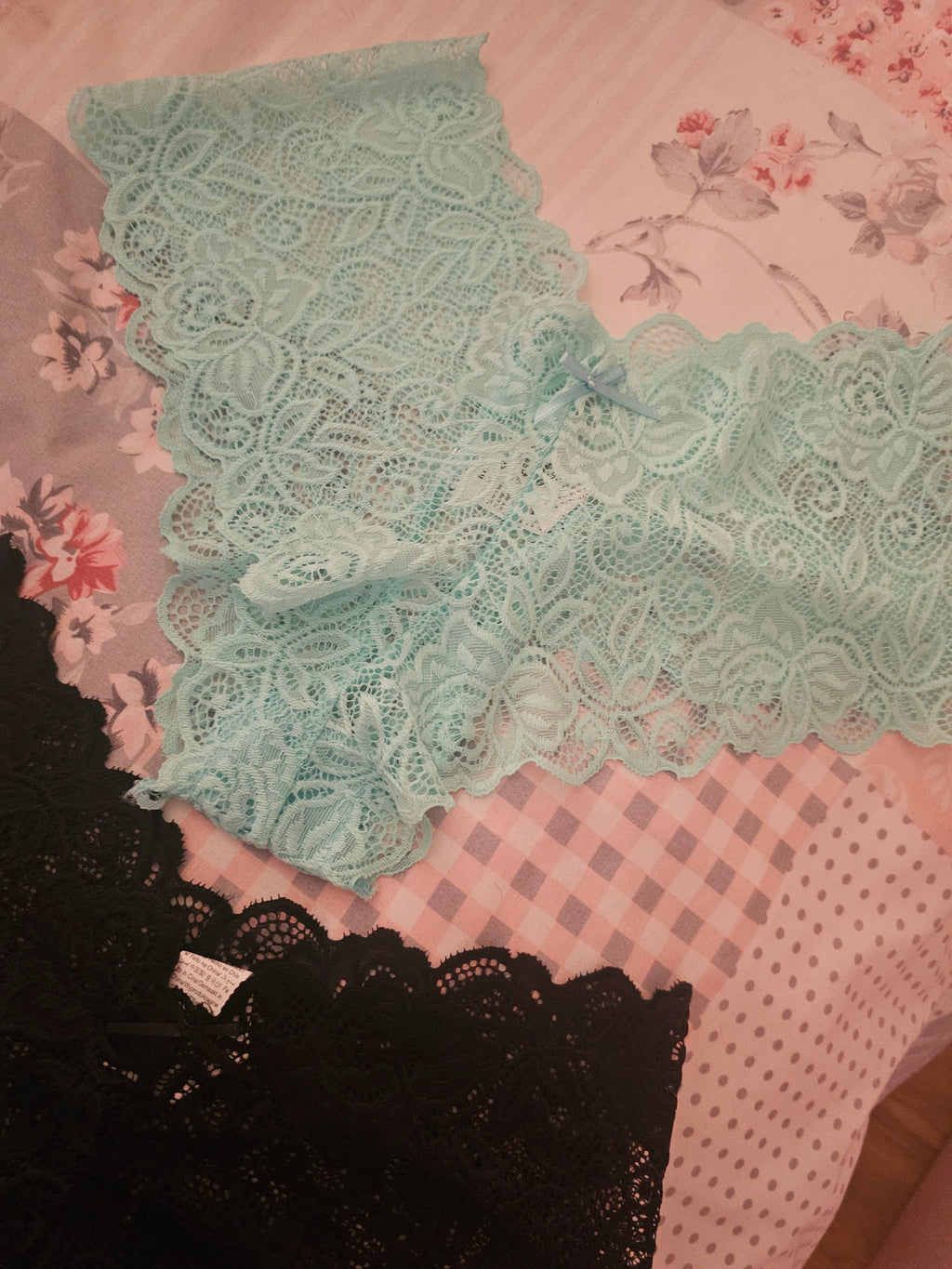 Ladies French Frilly Knickers x3