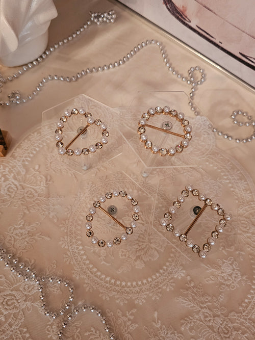 Ladies 4 x Gold and Pearl scarf Pins