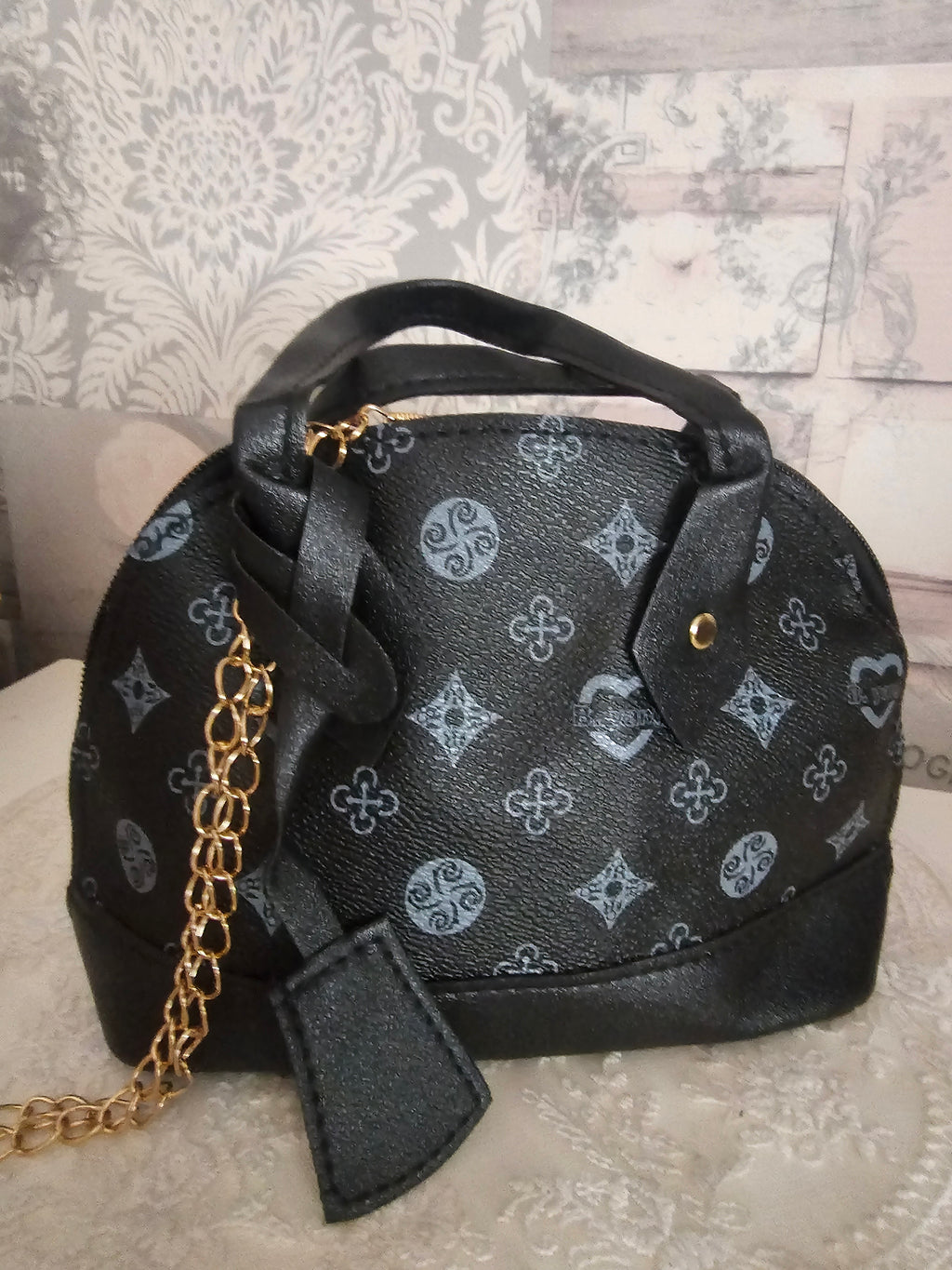 Ladies Small Louis Vuitton design Handbags x3