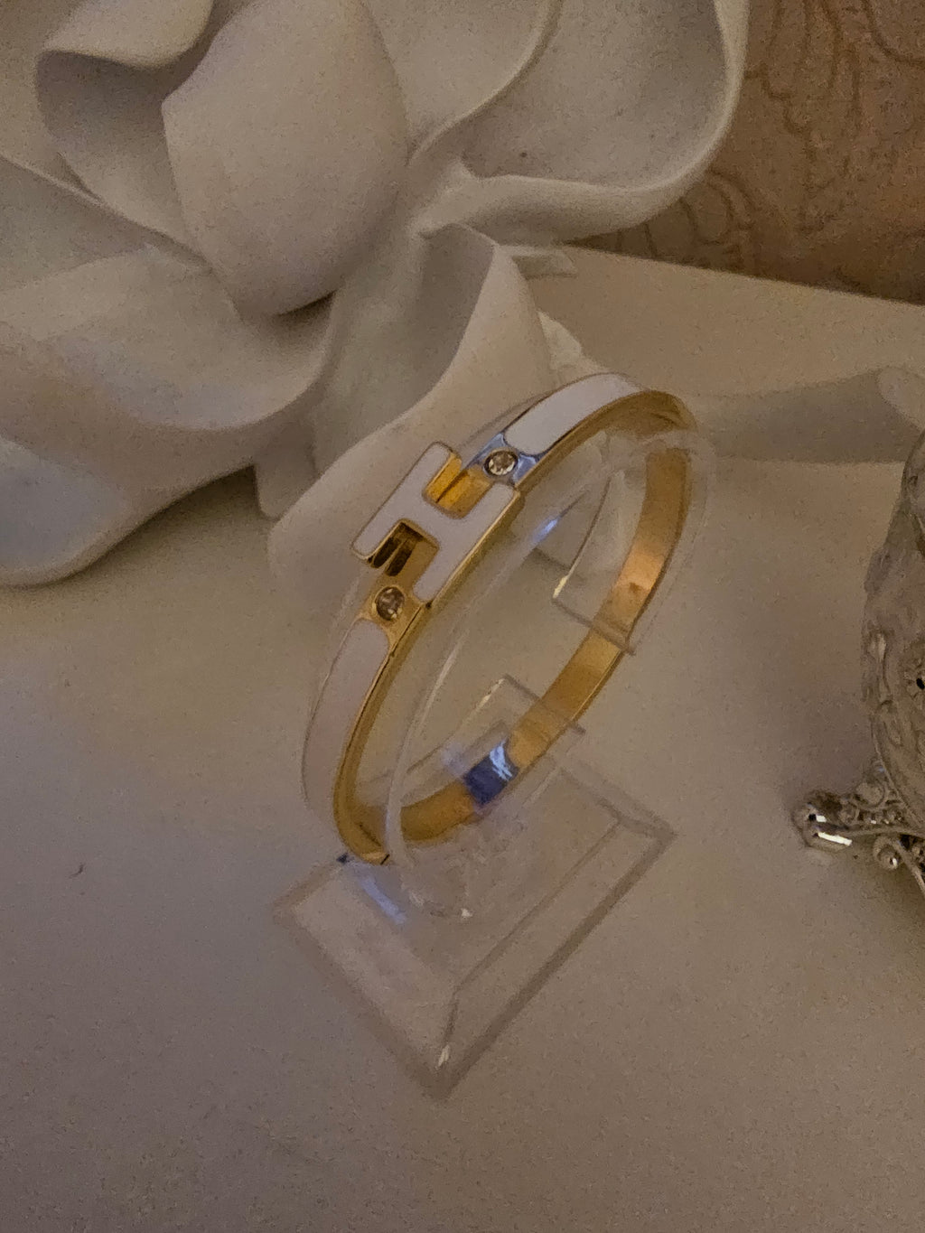 Ladies White & Gold Hermes Style Bangle