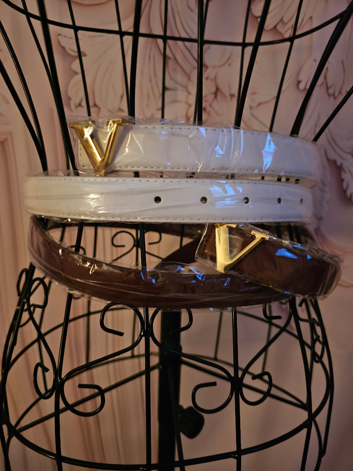 Ladies 2 x Belts with V Design Buckle 1 x white 1 x brown